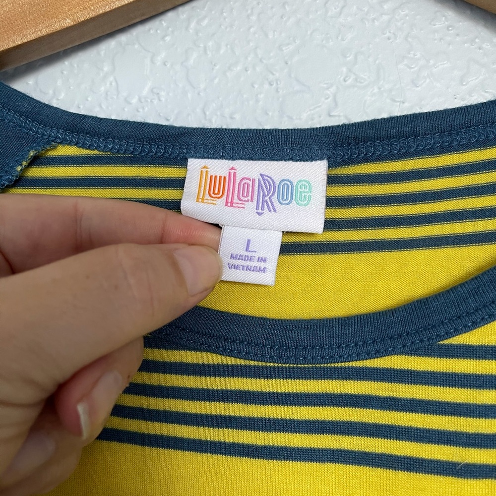 LuLaRoe L Randy - Picture 2 of 3